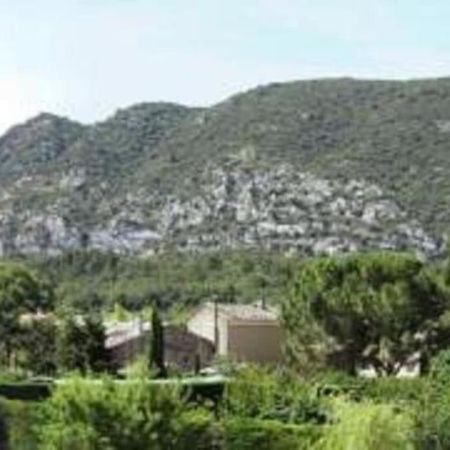 Le Maset Des Aires Avec Vue Sur Le Luberon Et Son Jacuzzi Exterieur Disponible De Juin A Mi-Septembre Maubec  المظهر الخارجي الصورة